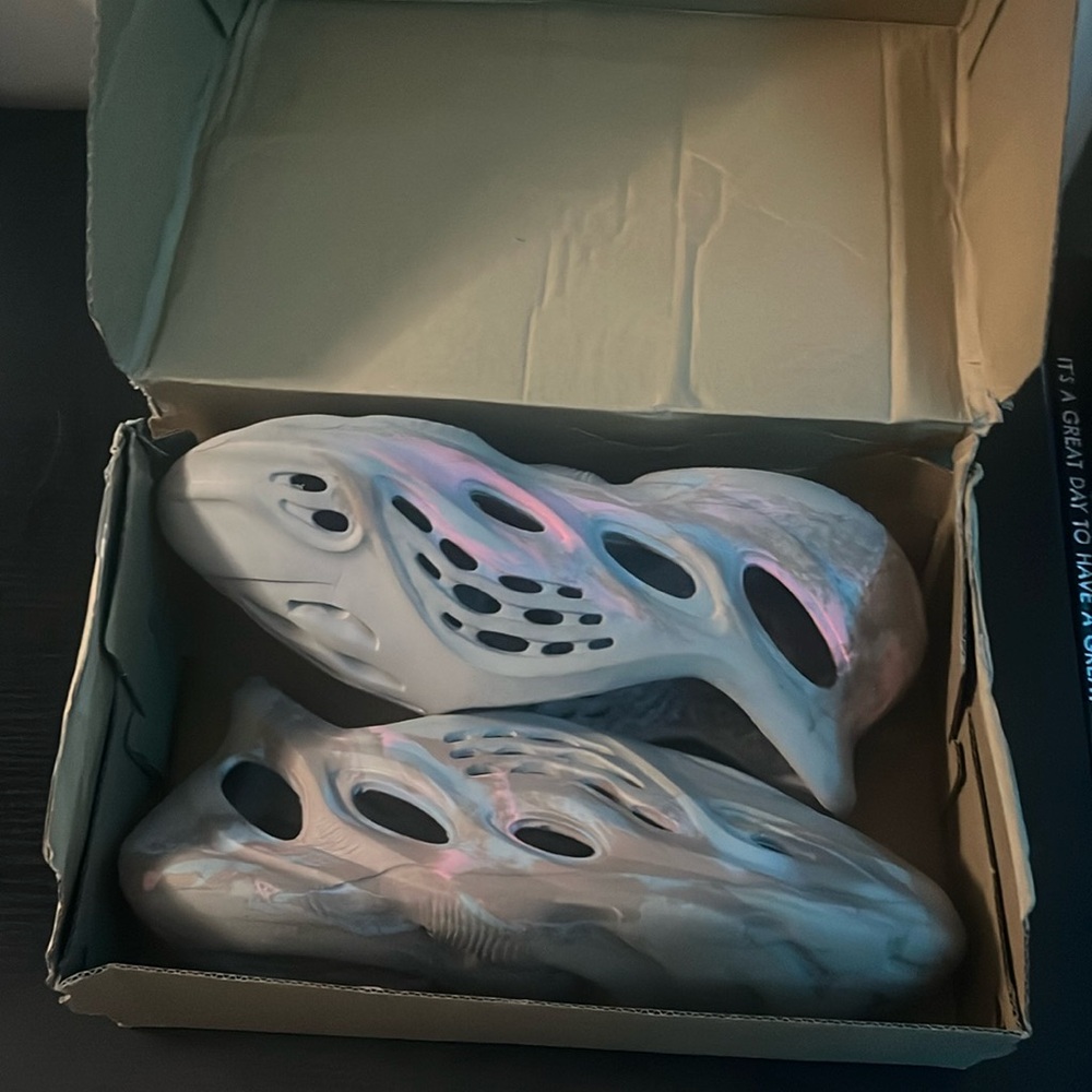 HIGH QUALITY FOAM RNNRS NEEDED GONE ASAP‼️‼️‼️